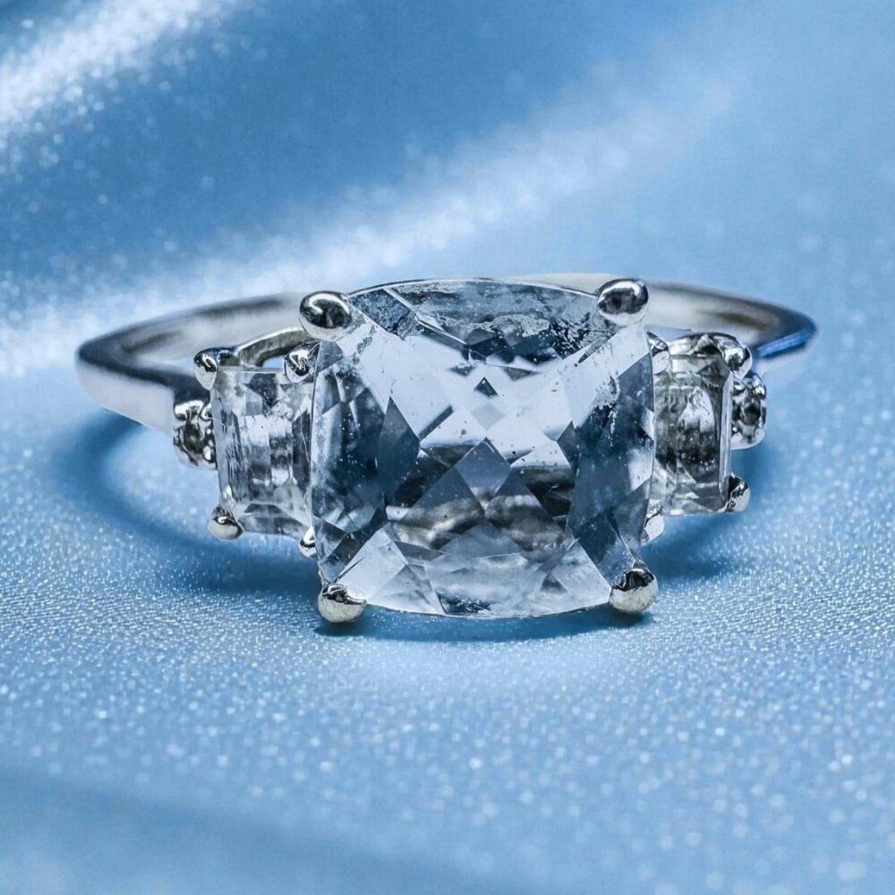 10K White Gold -Natural Aquamarine & Diamond Ring -Size 8- Cushion Cut- 1.5g